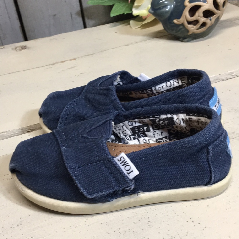 KIDS Toms - Picture 5 of 8
